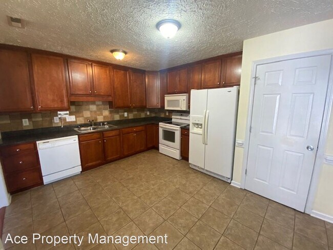 Foto del edificio - 3 br, 2 bath House - 161 Oakmount Drive