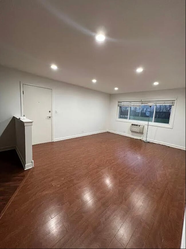 Foto del edificio - 1003 Argyle St