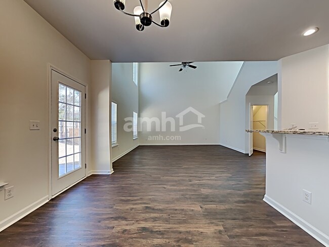 Foto del edificio - 9675 Spencer Woods Rd