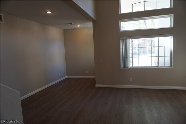Foto del edificio - 5524 Big Sky Ln
