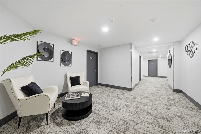 Building Photo - 40 North St