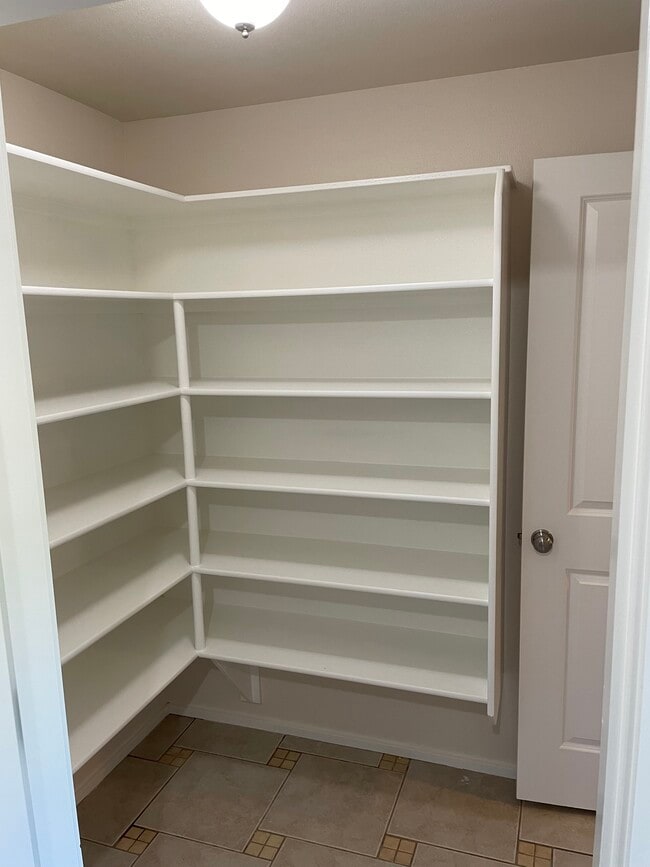 Pantry - 12434 SE Reedway St