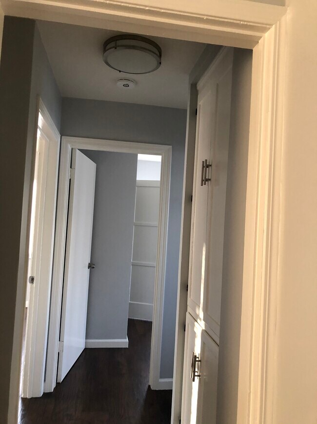 HALLWAY - 331 E 5th St