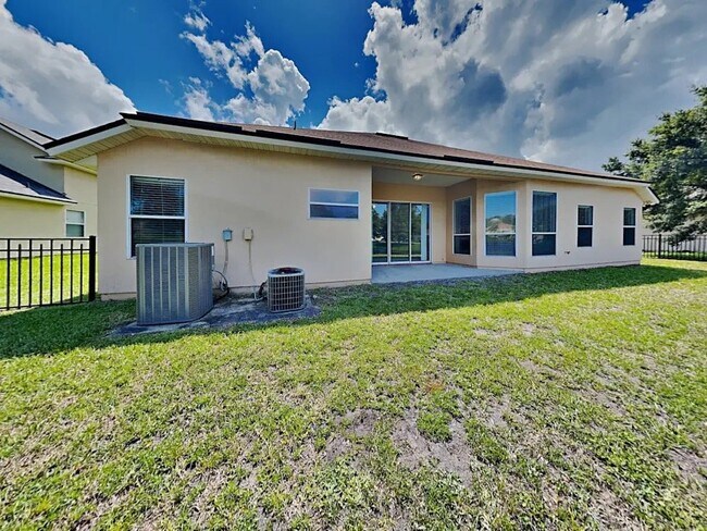 Foto del edificio - 14305 Sea Eagle Dr