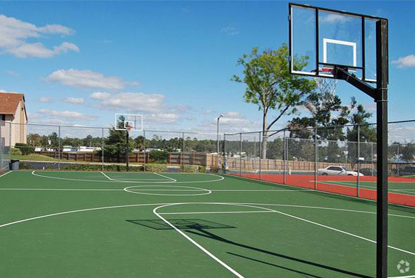 Basketball Court - Encore at Capri