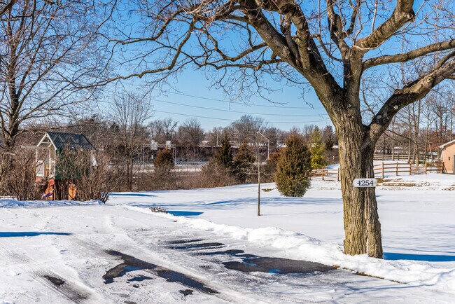 Large yard - 4254 Dayton Xenia Rd
