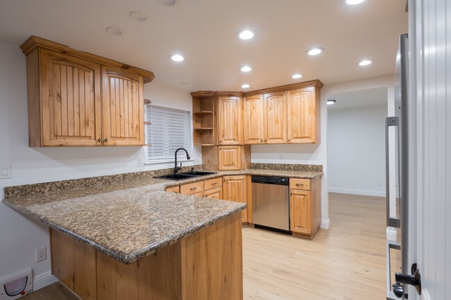 Building Photo - 2317 N 1000 W