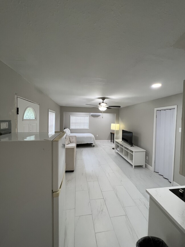 Building Photo - 149 Randia Dr