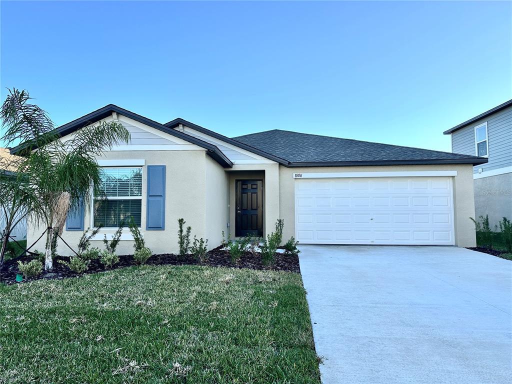 Foto principal - 8926 Bay Leaf Dr S