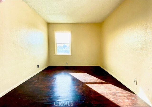 Building Photo - 3534 Beechwood Ave