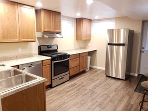 Building Photo - 4712 Carol Dr