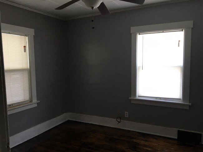 Foto del edificio - 3527 N 60th St