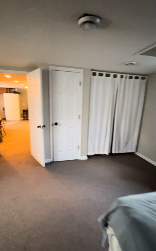 Foto del edificio - 813 1st Ave NE