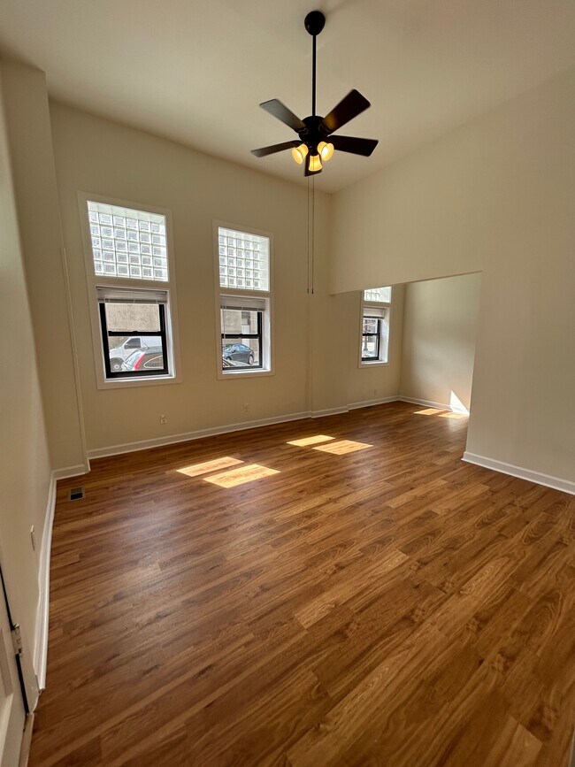 Foto del edificio - 3149 S Morgan St