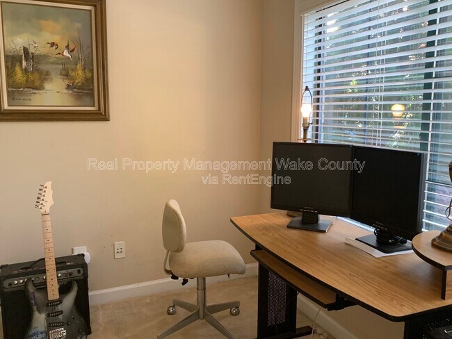 Foto del edificio - 1230 Capability Dr