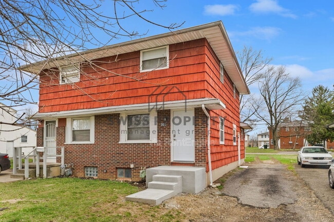 Building Photo - 386 S Napoleon Ave