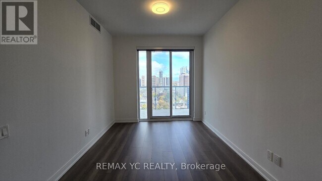 Photo du bâtiment - 3 Gloucester St