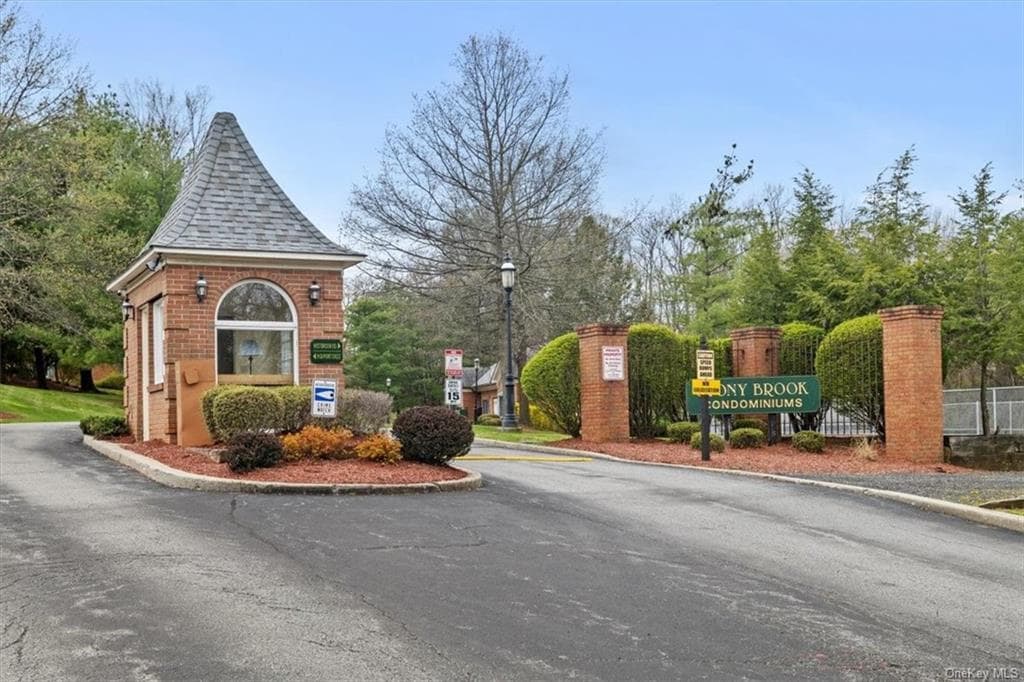 34 Westbrook Rd, Newburgh, NY 12550 Condo for Rent in Newburgh, NY