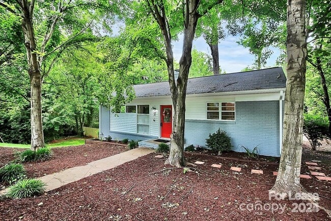 Building Photo - 1331 Seneca Pl