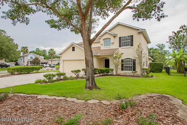 Foto del edificio - 720 Spruce Pine Ln