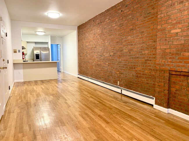 Building Photo - 1120 Hudson St