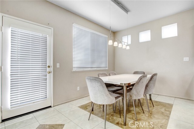 Foto del edificio - 8765 Cedar Point Ct