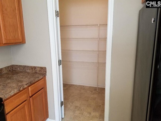 Building Photo - 260 Fox Squirrel Cir