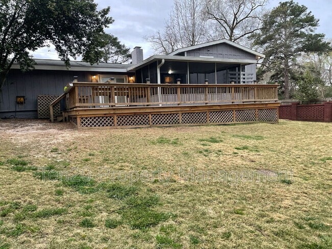 Building Photo - 3211 Maricopa Dr