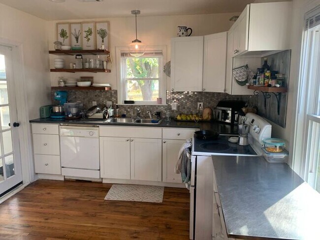 Foto del edificio - Charming 2 Bed / 1 Bath Home for Rent in Norman, OK