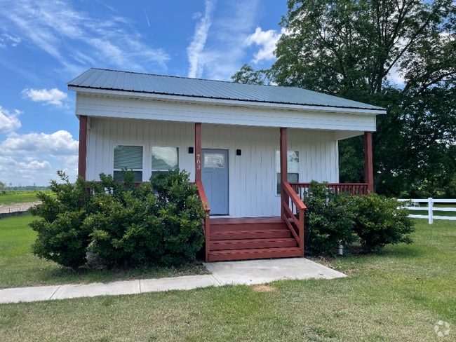 Building Photo - 783 NC-33