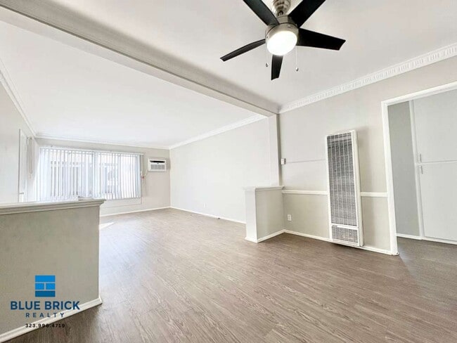 Foto del edificio - 5315 Whitsett Ave