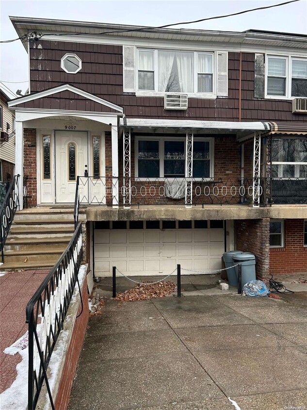 Foto principal - 9007 Schenck St