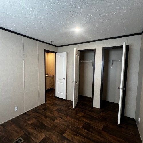 Foto del edificio - 2156 James Boswell Rd