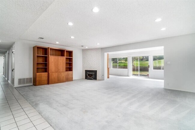 Building Photo - 1502 San Pablo Dr
