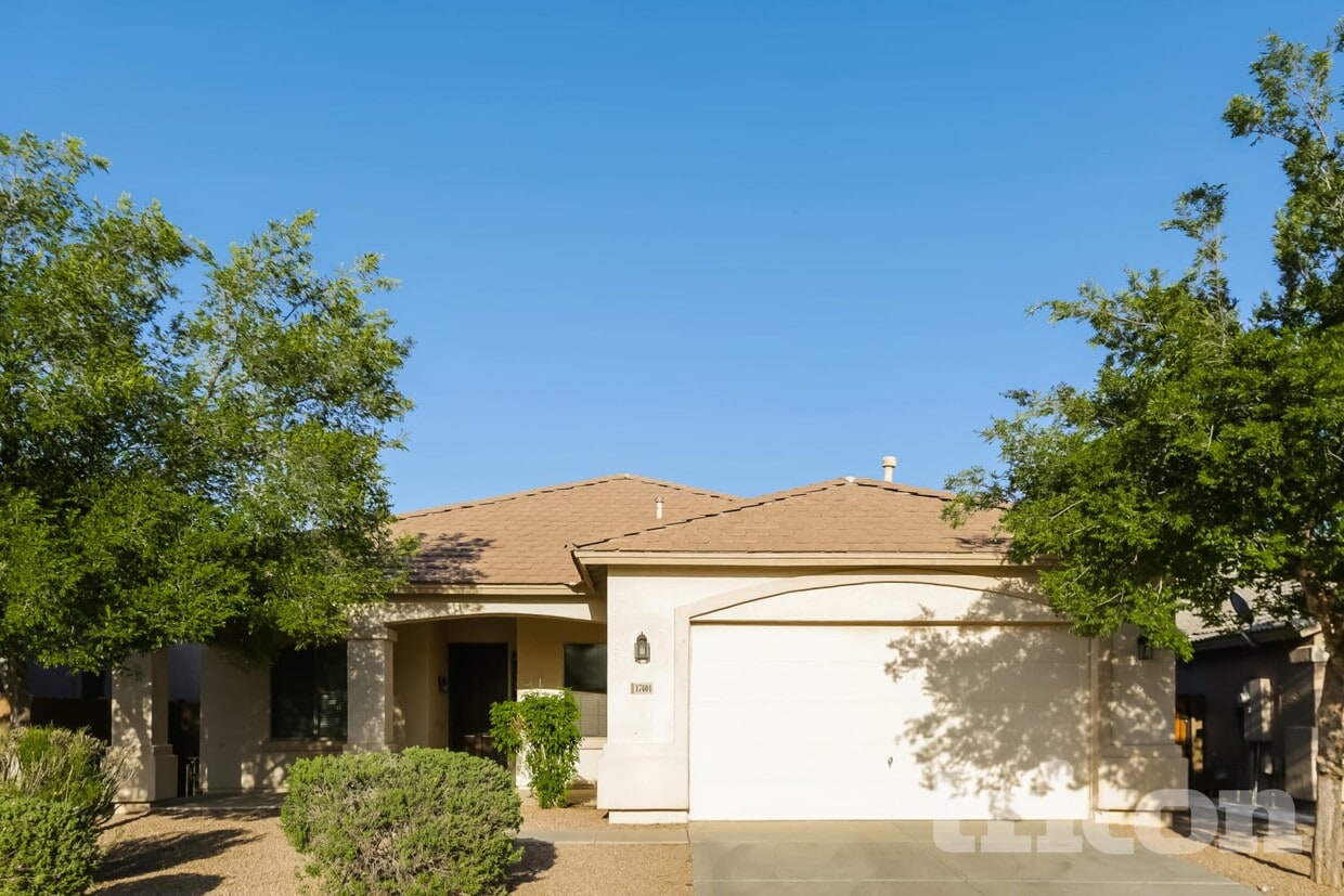 Foto principal - 17601 N Vera Cruz Ave