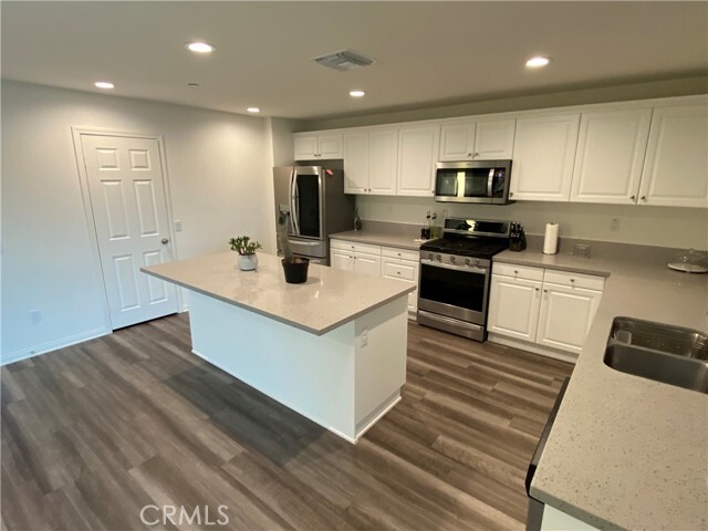 Building Photo - 26539 Stix Dr