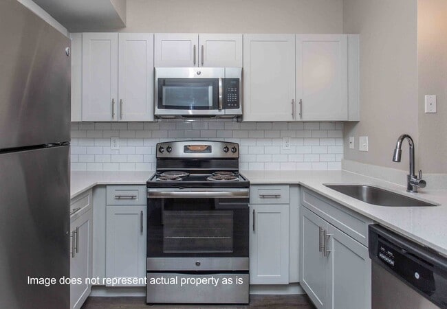 Building Photo - 2400 Spring Rain Dr