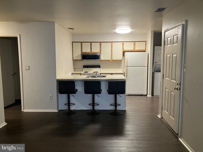 Foto del edificio - 103 Ashton Ct