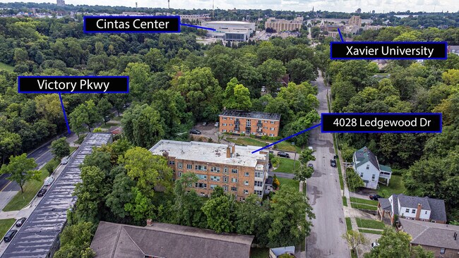 Foto del edificio - 4028 Ledgewood Dr