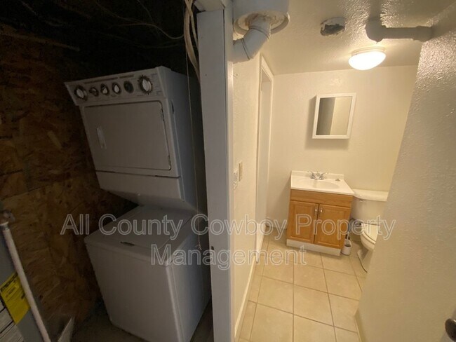 Foto del edificio - 1217 1/2 Bradley St