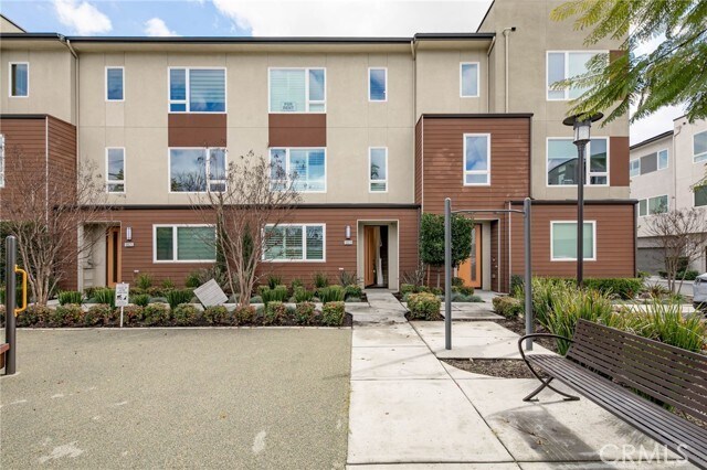 Building Photo - 10629 Golden Rain Ln