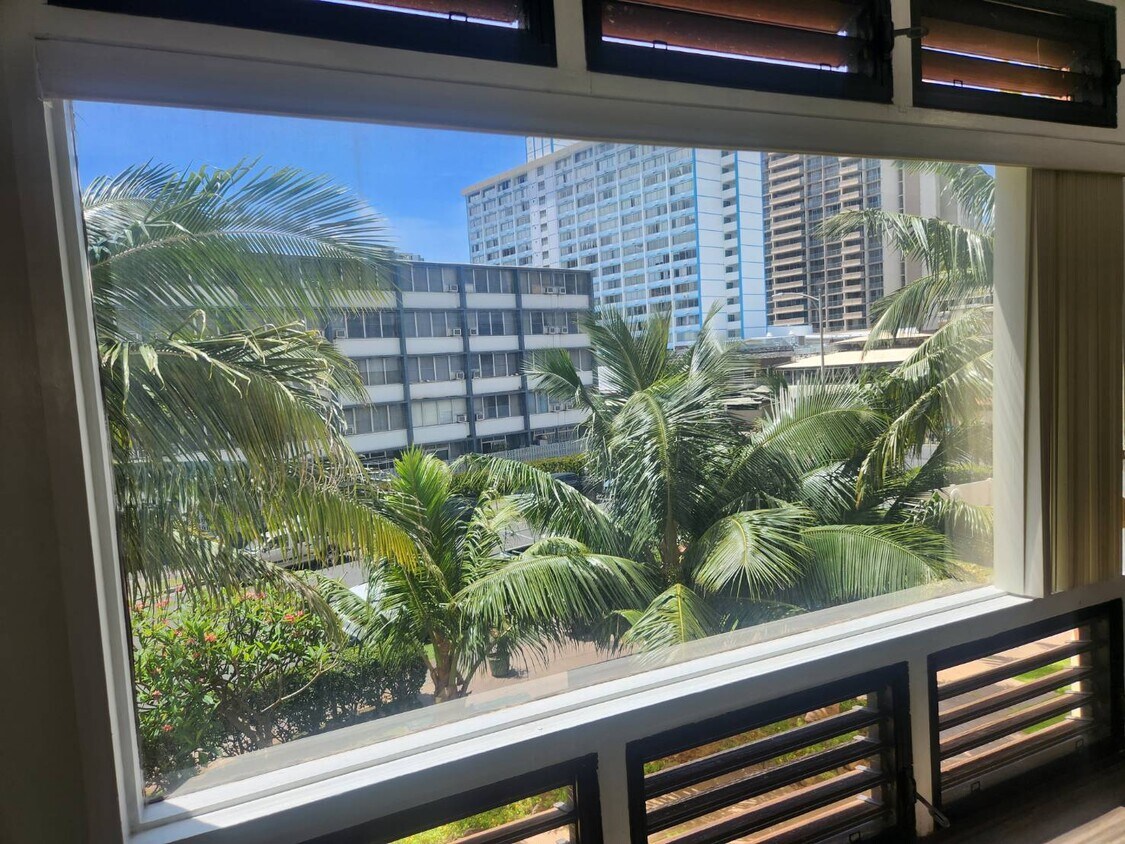 Foto principal - 910 Ahana St