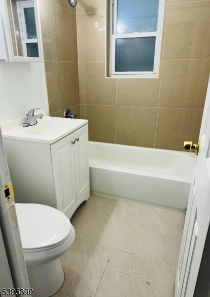 Foto del edificio - 330 Franklin Ave