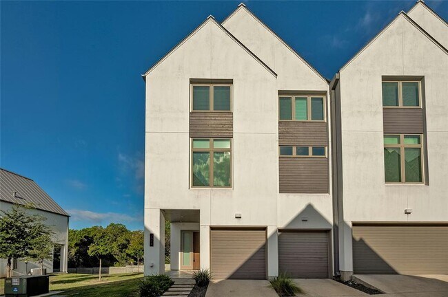Foto del edificio - 2518 Sutherland St