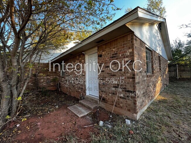 Foto del edificio - 3316 SE 57th St