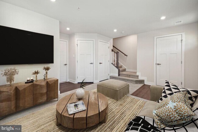 Foto del edificio - 9643 Tall Oaks Rd