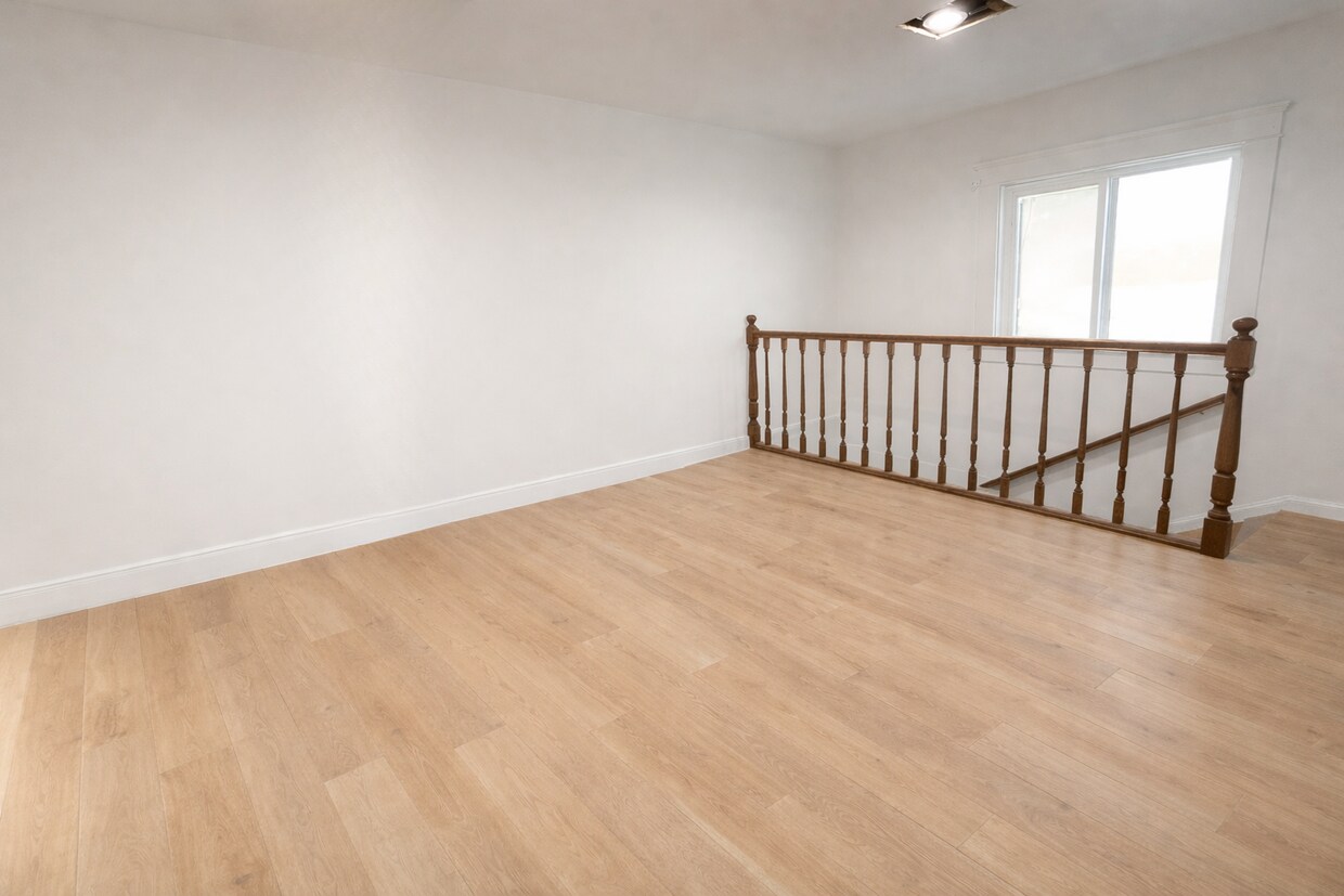 Foto del edificio - 2427 3rd Ave