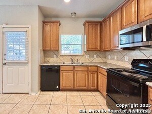 Foto del edificio - 6631 Hartnet Flds