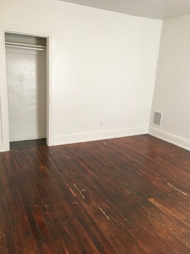 Building Photo - Available Now! York City SD