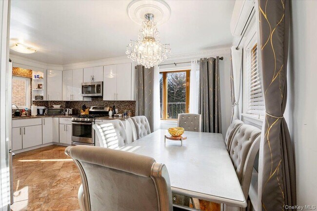 Foto del edificio - 73-51-7187 187th St